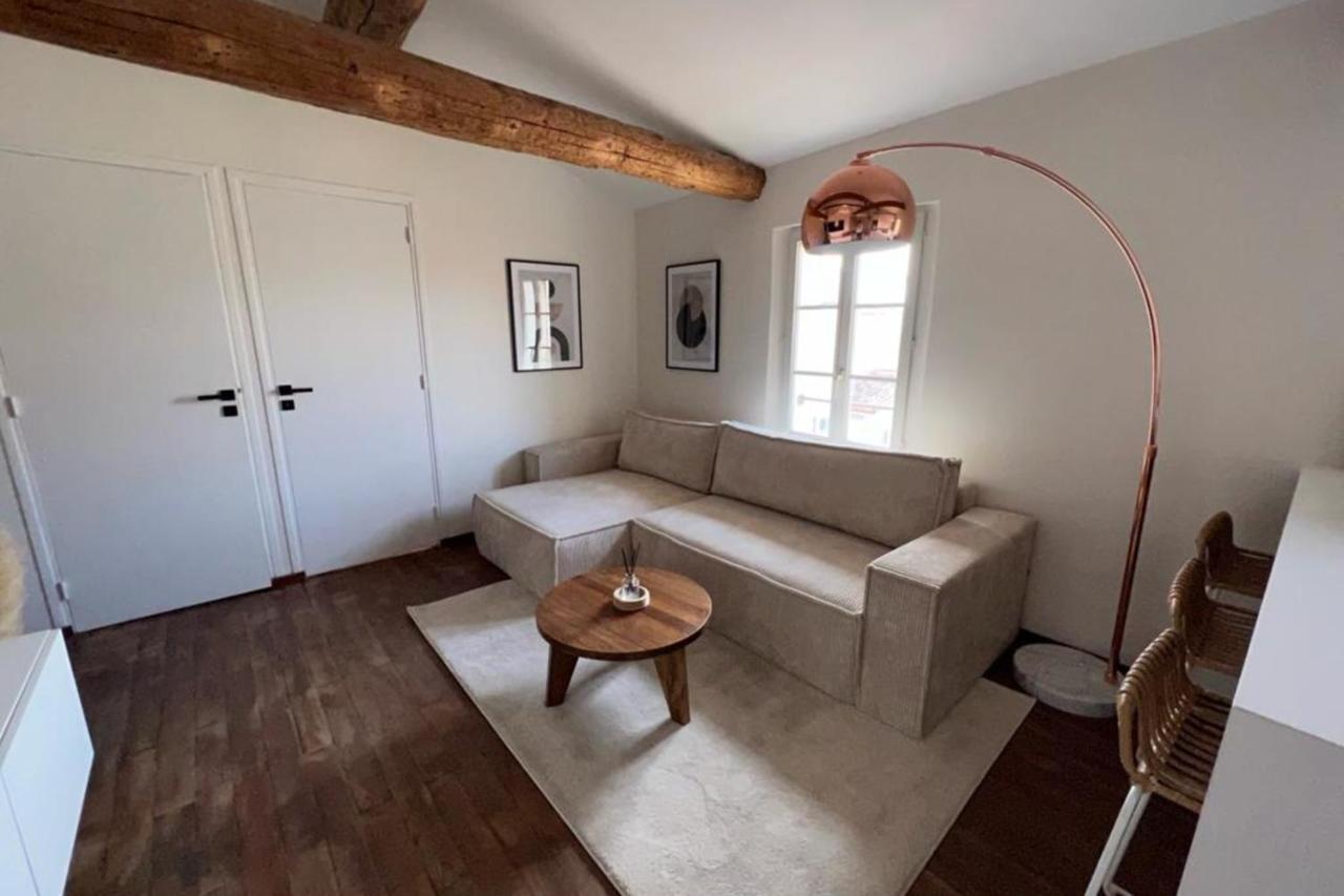 Apartment With Mediterranean Charm In The Heart Of The Provencal Market Antibes Dış mekan fotoğraf