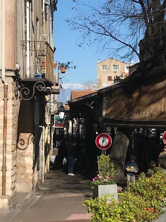 Apartment With Mediterranean Charm In The Heart Of The Provencal Market Antibes Dış mekan fotoğraf