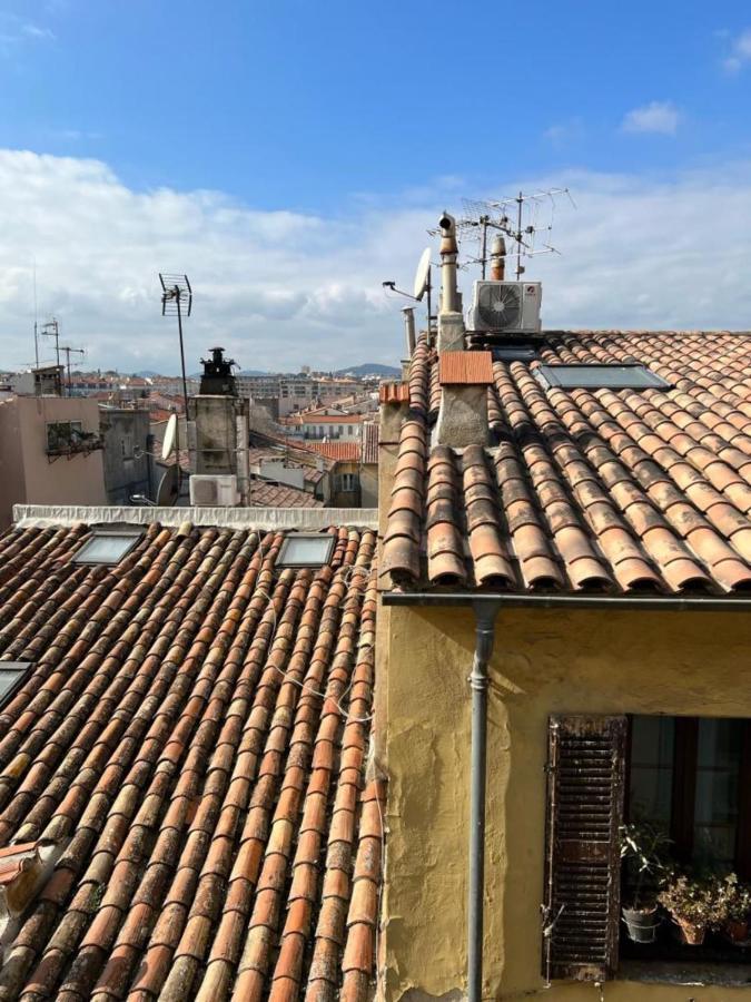 Apartment With Mediterranean Charm In The Heart Of The Provencal Market Antibes Dış mekan fotoğraf