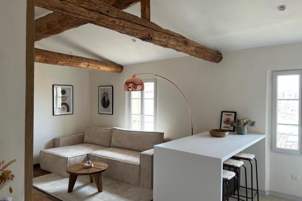 Apartment With Mediterranean Charm In The Heart Of The Provencal Market Antibes Dış mekan fotoğraf
